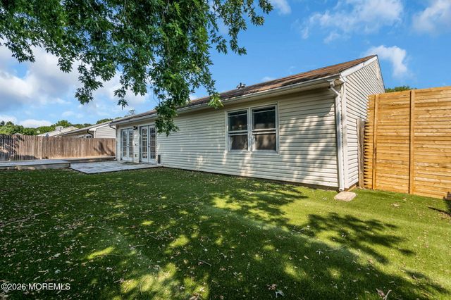 13 Scenic Drive, Freehold, NJ 07728