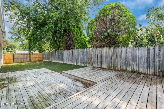 13 Scenic Drive, Freehold, NJ 07728