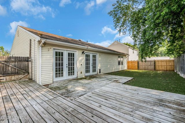 13 Scenic Drive, Freehold, NJ 07728