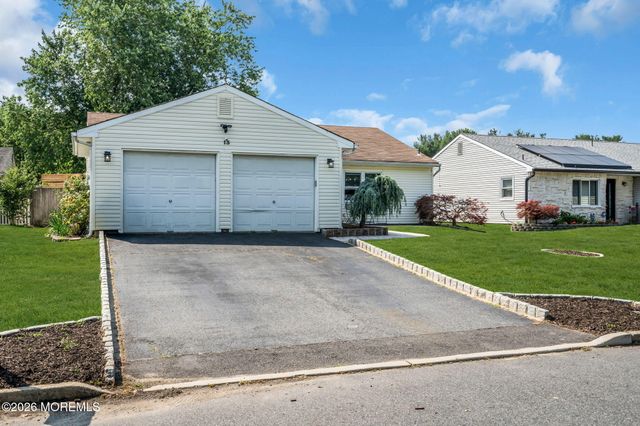 13 Scenic Drive, Freehold, NJ 07728