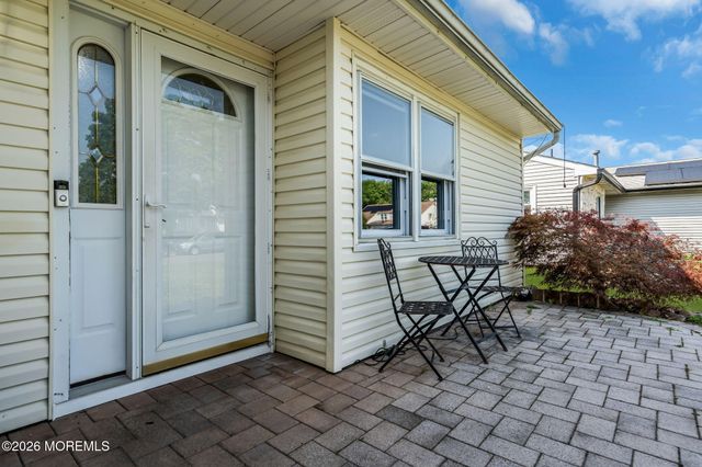 13 Scenic Drive, Freehold, NJ 07728