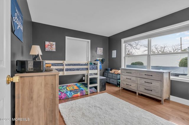1605 1st Avenue, Toms River, NJ 08757