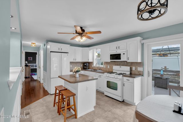 1605 1st Avenue, Toms River, NJ 08757