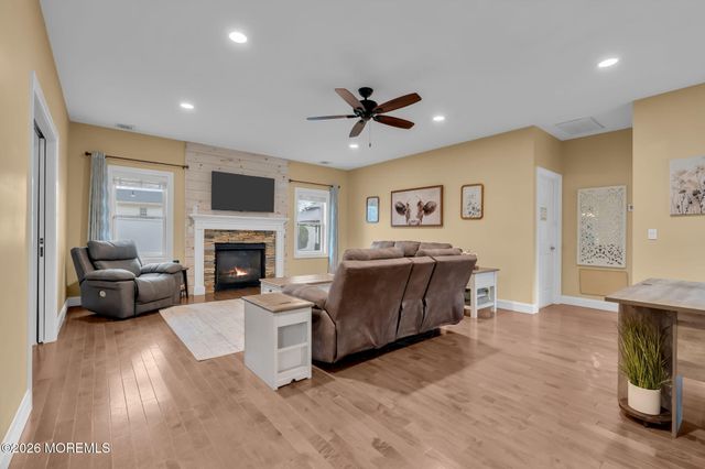 1605 1st Avenue, Toms River, NJ 08757