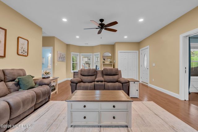 1605 1st Avenue, Toms River, NJ 08757