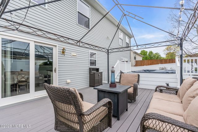1605 1st Avenue, Toms River, NJ 08757