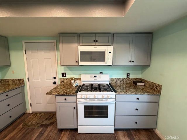 2110 Hawthorne Court, San Bernardino, CA 92404
