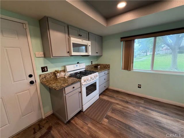 2110 Hawthorne Court, San Bernardino, CA 92404