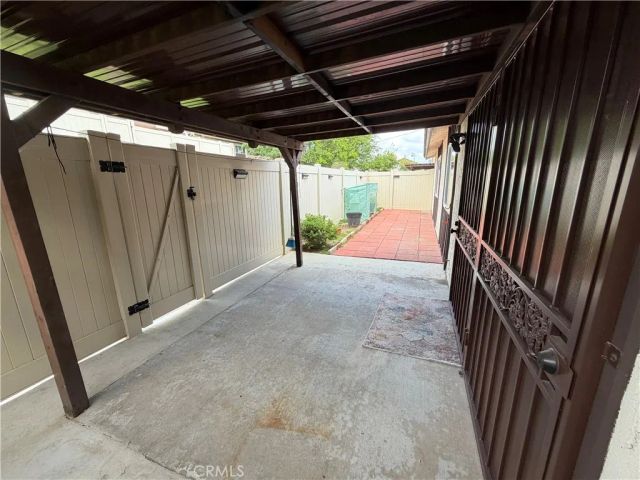 2110 Hawthorne Court, San Bernardino, CA 92404