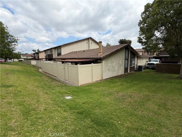 2110 Hawthorne Court, San Bernardino, CA 92404