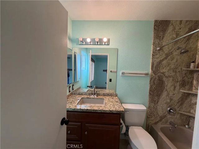 2110 Hawthorne Court, San Bernardino, CA 92404