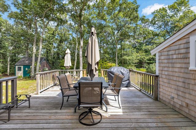 76 Blackthorn Road, Marstons Mills, MA 02648