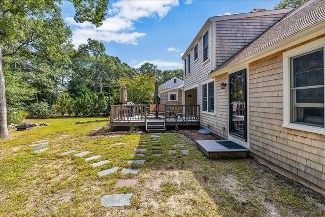 76 Blackthorn Road, Marstons Mills, MA 02648