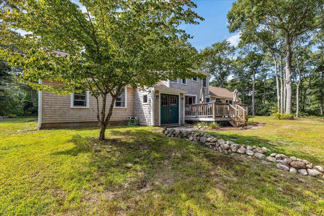 76 Blackthorn Road, Marstons Mills, MA 02648