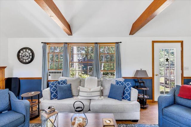 76 Blackthorn Road, Marstons Mills, MA 02648