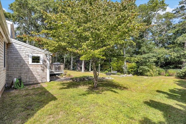 76 Blackthorn Road, Marstons Mills, MA 02648