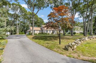 76 Blackthorn Road, Marstons Mills, MA 02648