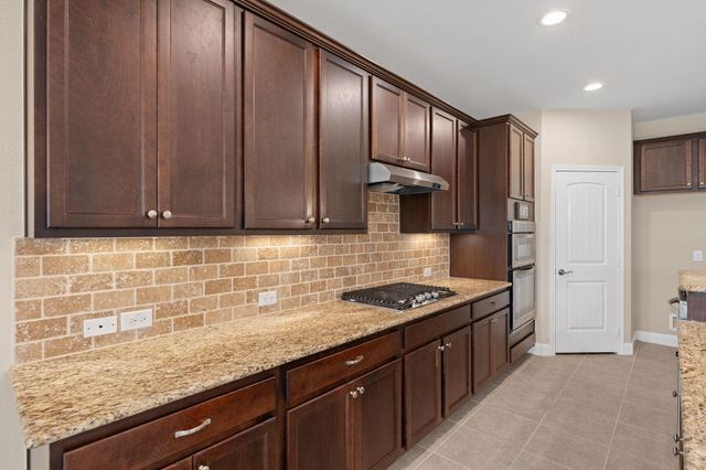 606 Pinyon Court, Richmond, TX 77469