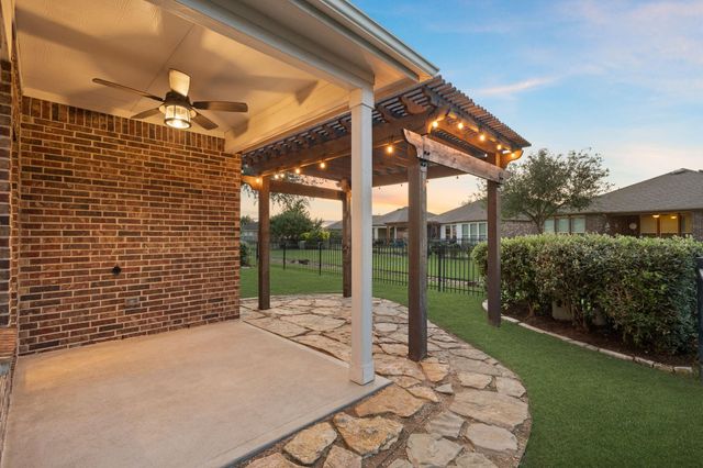 606 Pinyon Court, Richmond, TX 77469