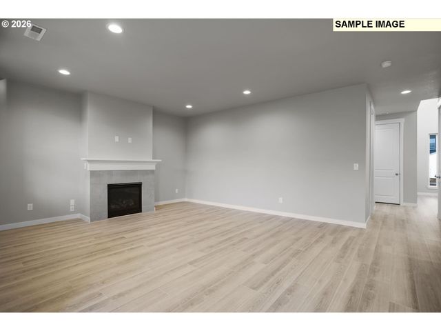 2829 Nw Rhododendron, Estacada, OR 97023