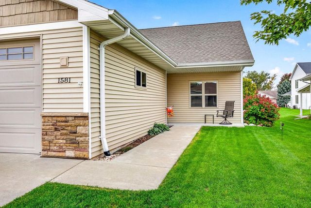 1581 REDWING DRIVE, Neenah, WI 54956