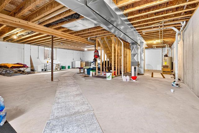 1581 REDWING DRIVE, Neenah, WI 54956