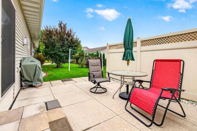 1581 REDWING DRIVE, Neenah, WI 54956