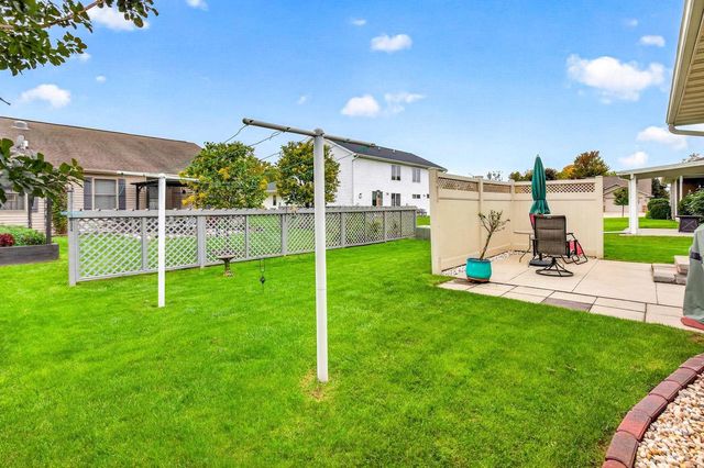 1581 REDWING DRIVE, Neenah, WI 54956