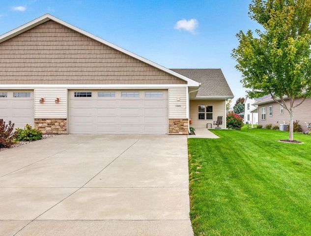 1581 REDWING DRIVE, Neenah, WI 54956
