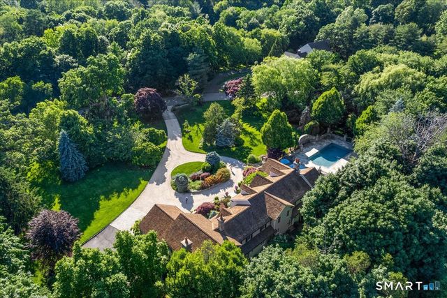 83 Long Lots Road, New Canaan, CT 06840