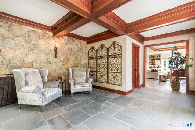 83 Long Lots Road, New Canaan, CT 06840
