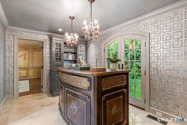 83 Long Lots Road, New Canaan, CT 06840