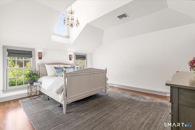 83 Long Lots Road, New Canaan, CT 06840