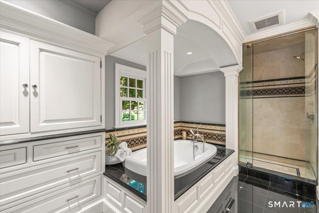 83 Long Lots Road, New Canaan, CT 06840