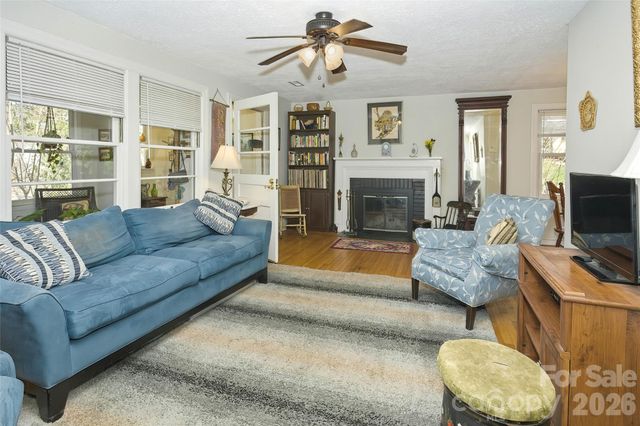 261 Forest Hill Drive, Asheville, NC 28803