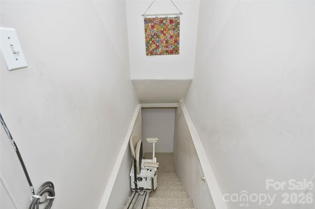 261 Forest Hill Drive, Asheville, NC 28803