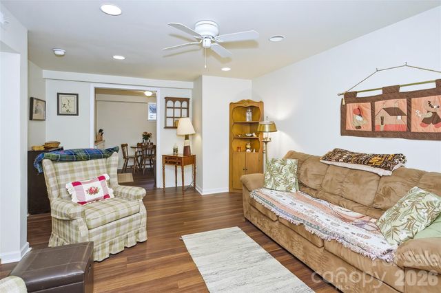 261 Forest Hill Drive, Asheville, NC 28803
