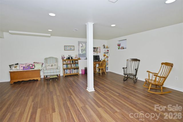 261 Forest Hill Drive, Asheville, NC 28803