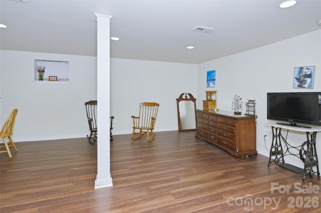 261 Forest Hill Drive, Asheville, NC 28803