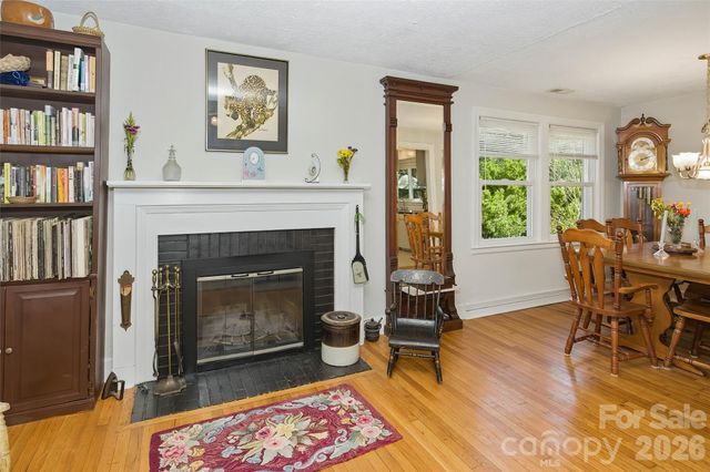 261 Forest Hill Drive, Asheville, NC 28803