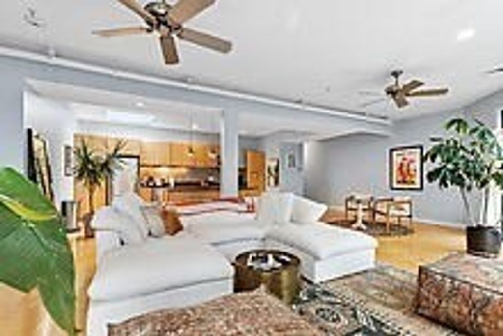 950 Dorchester Ave 304, Boston, MA 02125