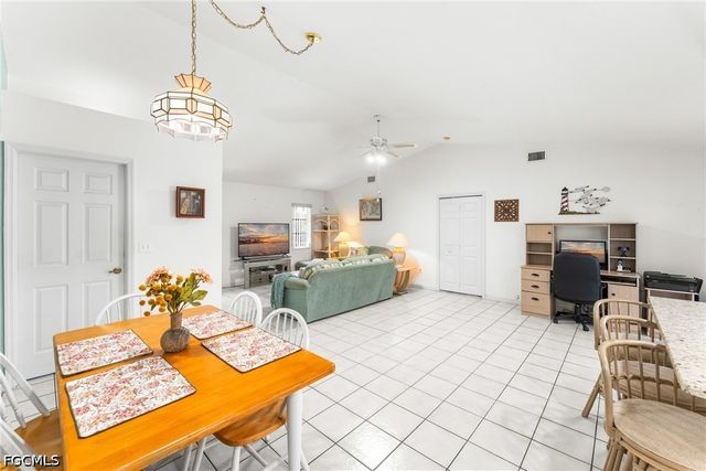 3931 Pelican BLVD, Cape Coral, FL 33914