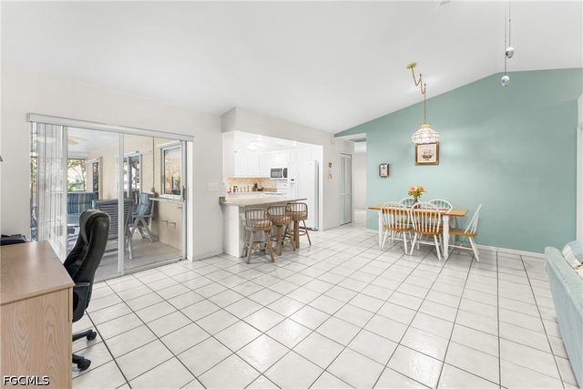 3931 Pelican BLVD, Cape Coral, FL 33914
