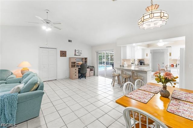 3931 Pelican BLVD, Cape Coral, FL 33914