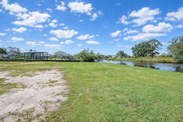 Hawaii Street, Bay Saint Louis, MS 39520