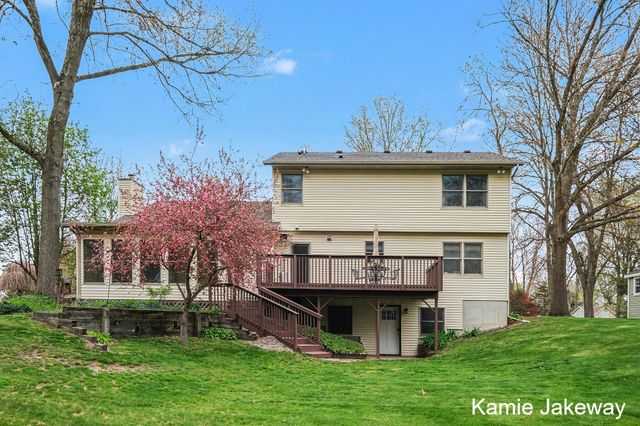 10858 Wildwood Drive, Eureka Twp, MI 48838