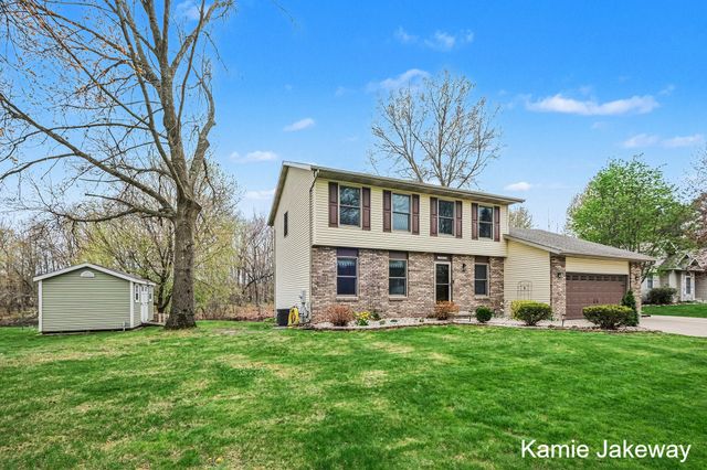10858 Wildwood Drive, Eureka Twp, MI 48838