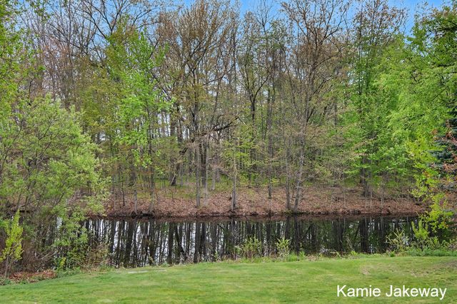 10858 Wildwood Drive, Eureka Twp, MI 48838