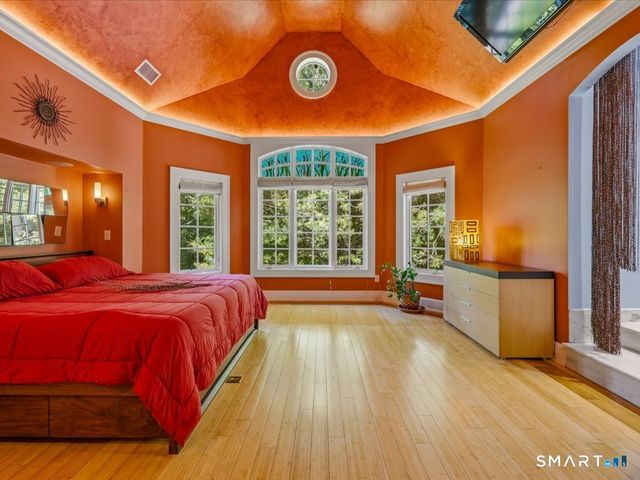 76 Sachem Head Road, Guilford, CT 06437
