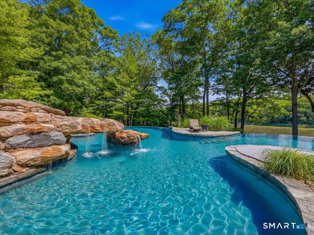 76 Sachem Head Road, Guilford, CT 06437